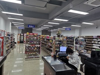 鞋帽零售店員 專業(yè)服務(wù)與銷售技巧